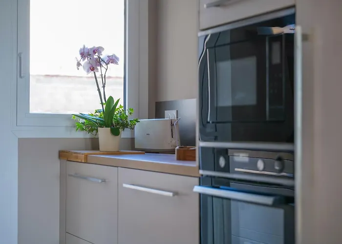 Tres Bel - 4 Personnes - Face *